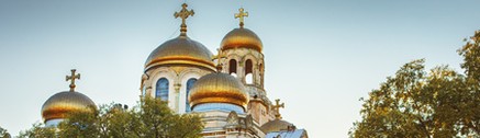 Bild: Türme der Kathedrale in Varna
